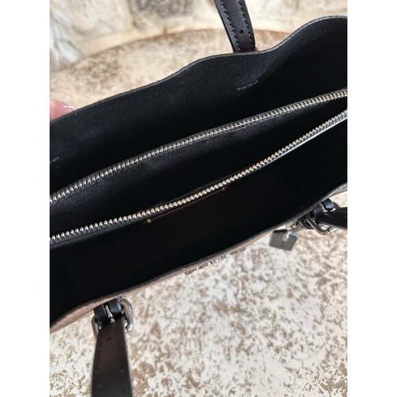 NWT Coach Mollie Tote Bag 25 In Signature Canvas With Bow Print CZ767 - Picture 8 of 14